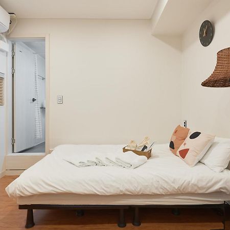 Отель Dawoo House 2 In Hongdae Сеул Экстерьер фото